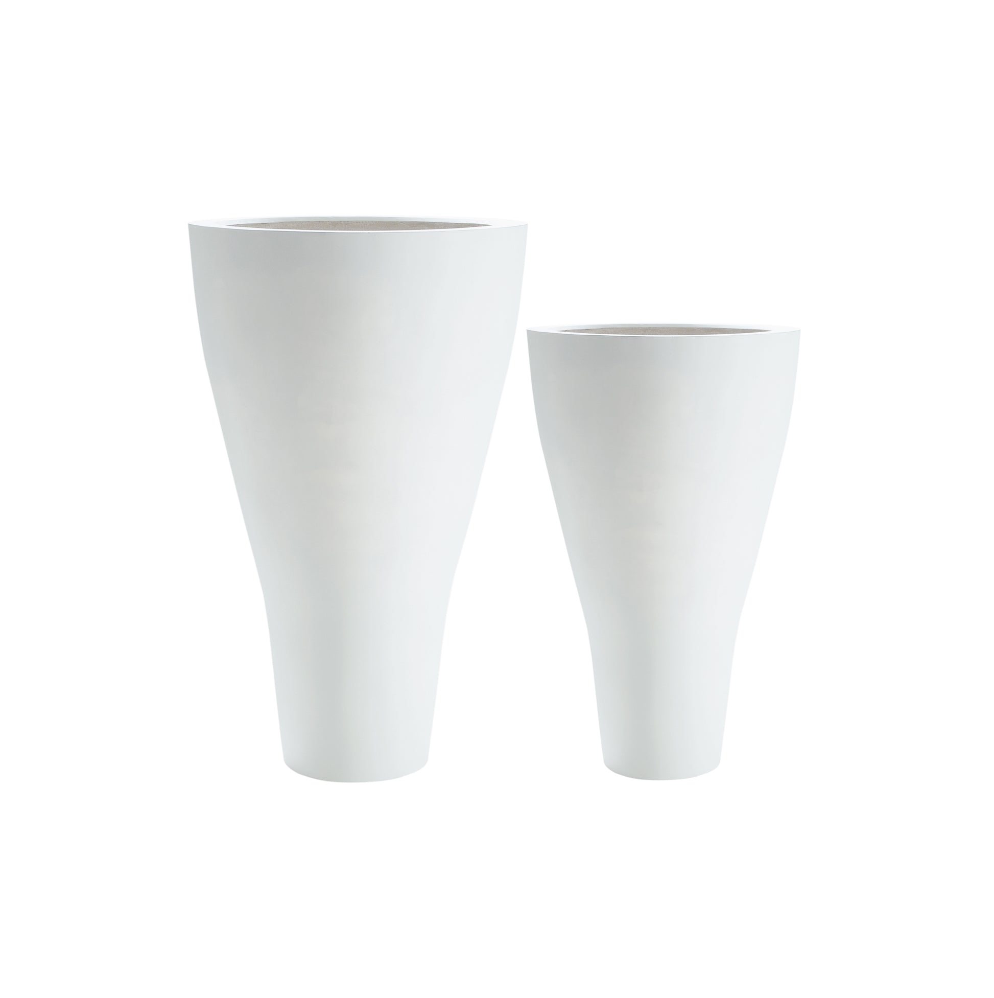 Blumentopf konisch in Weiss, ideal für Gärten, Terrassen und Eingangsbereiche. Diese eleganten Blumenkübel mit ihrer schlanken, nach unten zulaufenden Form setzen stilvolle Akzente und eignen sich perfekt für hohe Pflanzen oder Ziergräser. Dank des wetterfesten und langlebigen Materials sind sie optimal für den Außenbereich geeignet. Ihr modernes Design fügt sich harmonisch in jede Umgebung ein und verleiht dem Außenbereich eine exklusive Optik.